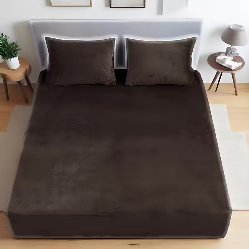 Luxury Velvet Bedding Set | 3-Piece with Fitted Sheet &amp; Pillowcases | Ultimate Softness &amp; Warmth