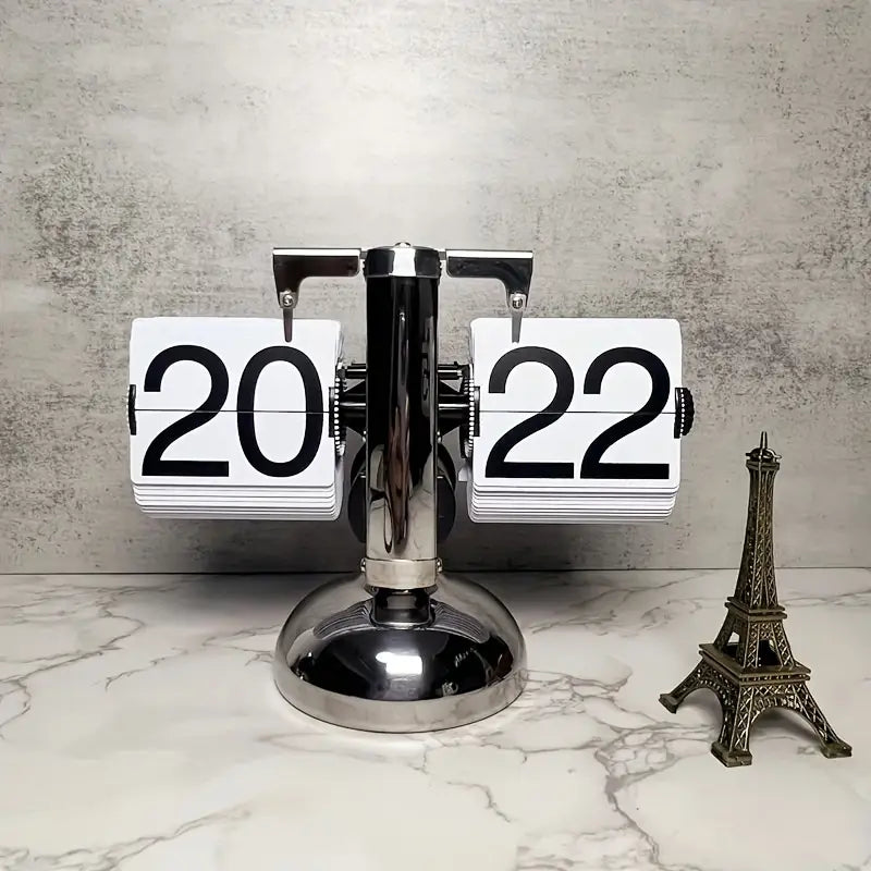 RetroFlip | Horloge murale vintage 21 x 16 cm – Noir ou Blanc