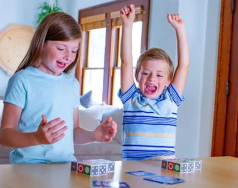 Jeu de société Puzzle™ | Jeu de réflexion rapide pour toute la famille | Éducatif et super amusant