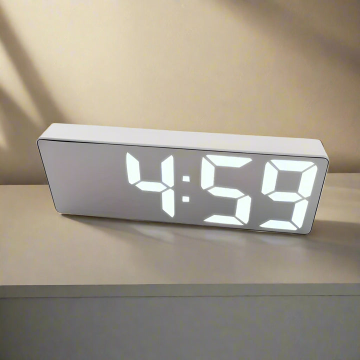 Horloge LED numérique moderne avec affichage de la température | Dimmable & affichage 12/24 heures