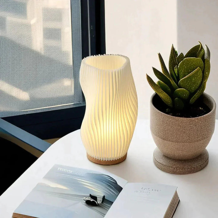 Lampe Serene Wavecrest | Lampe de table moderne en forme de vague | LED dimmable & connexion USB