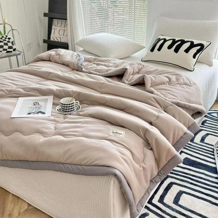 Couette Ultra-Douce Toutes Saisons | Légère et Respirante