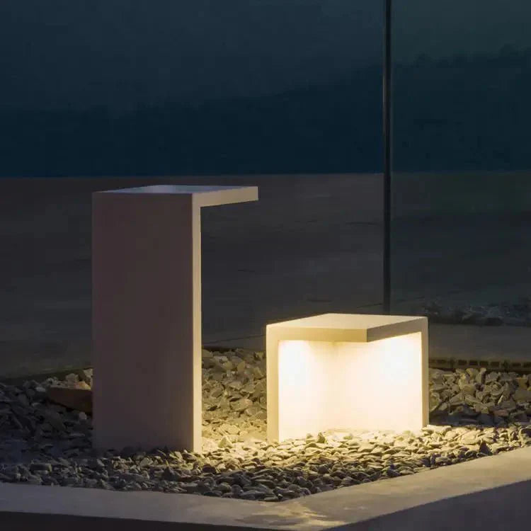 Solar Block Lane | Modern Outdoor Solar Lamp – Durable, Wireless &amp; Weatherproof