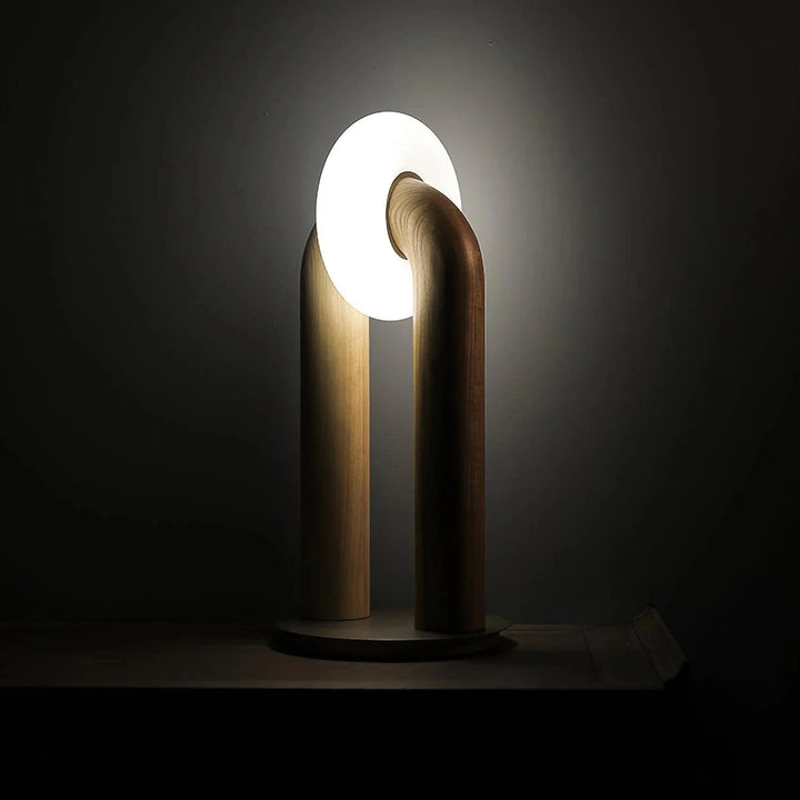 LumoArc | Lampe de table moderne en bois de frêne avec gradation tactile