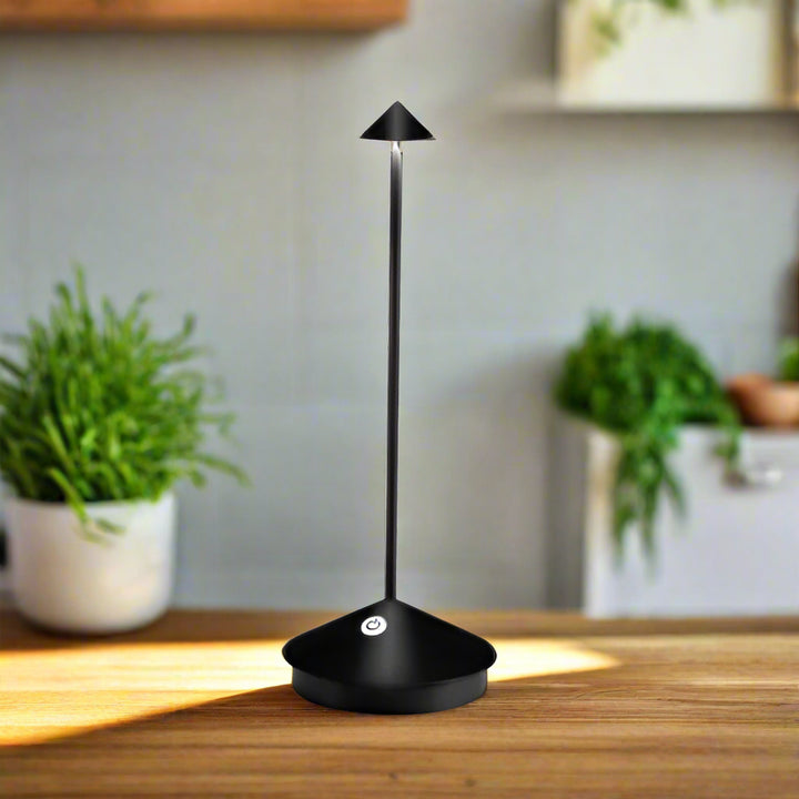 ClarityGlow | Wireless LED Table Lamp