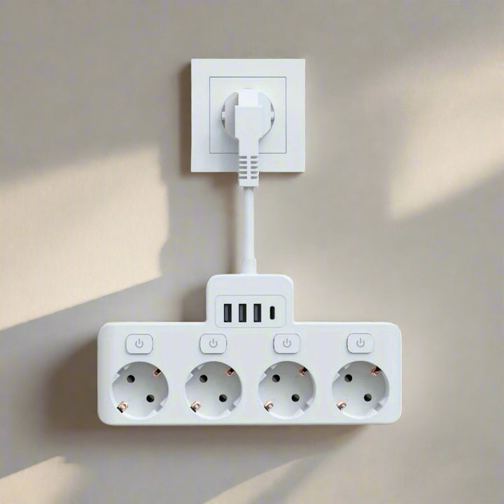 Adaptateur PowerHub | Solution d'alimentation efficace avec 4 prises et ports USB
