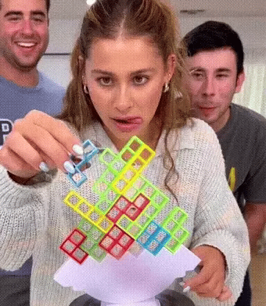 TetraTower™ | Jeu d'empilement en bois avec blocs Tetra | Équilibre, stratégie et amusement