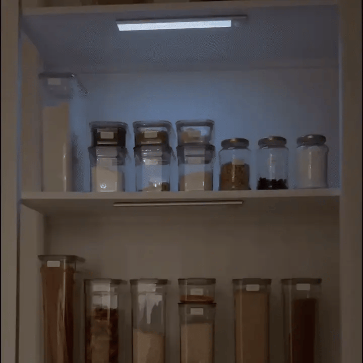 GlowLine™ Draadloze Sensorlamp | Oplaadbaar & Automatisch LED Licht